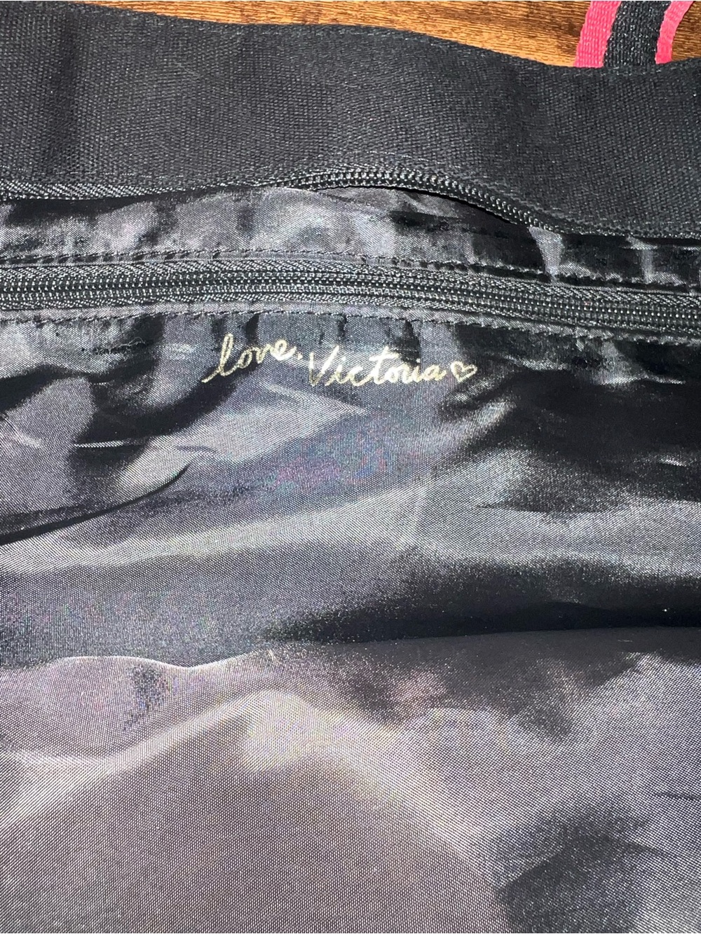 Victorias Secret Large Pink Leopard Overnight Duffle Weekender Travel Tote Bag - Picture 16 of 16